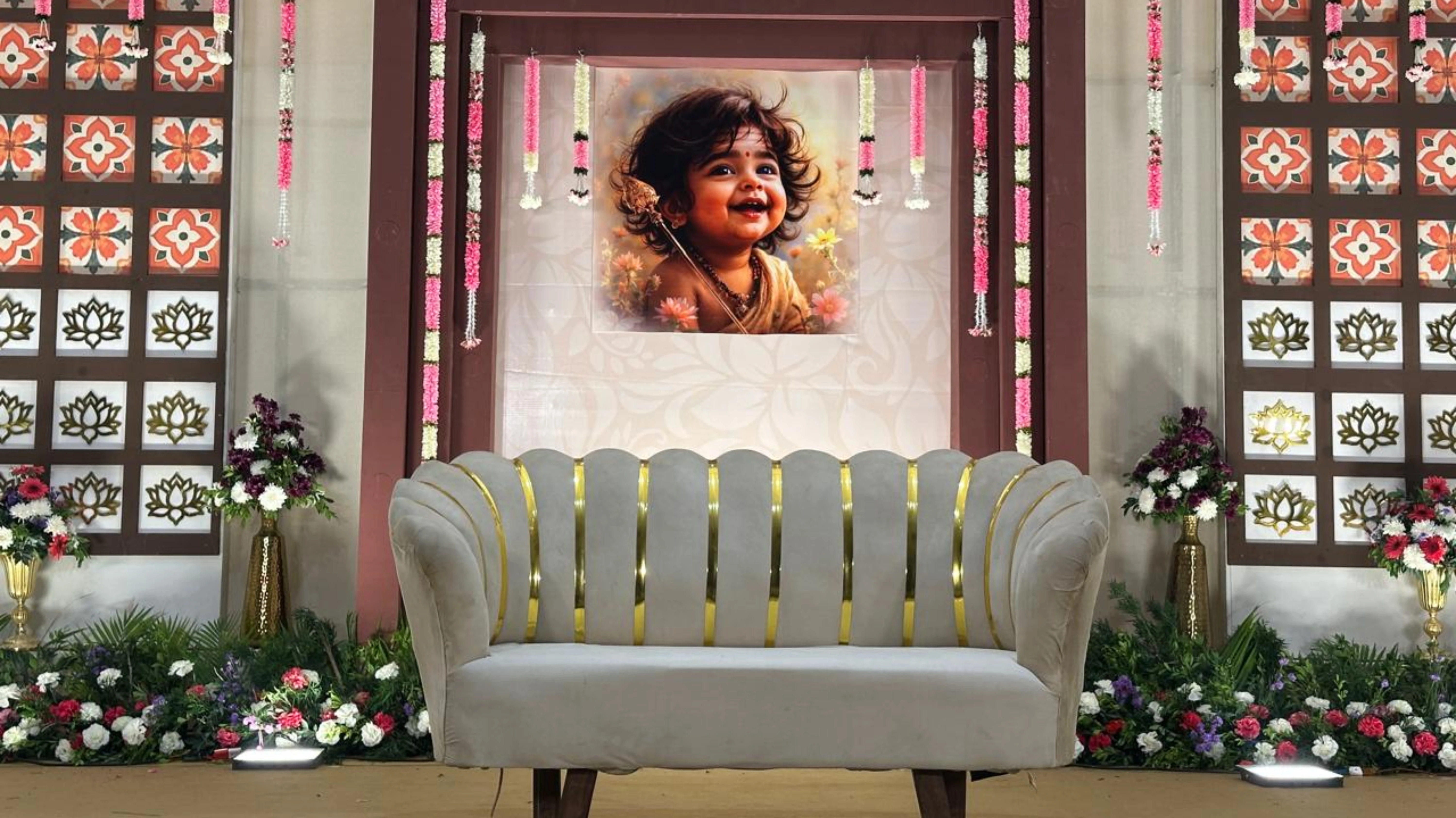 Luxurious outdoor event decoration