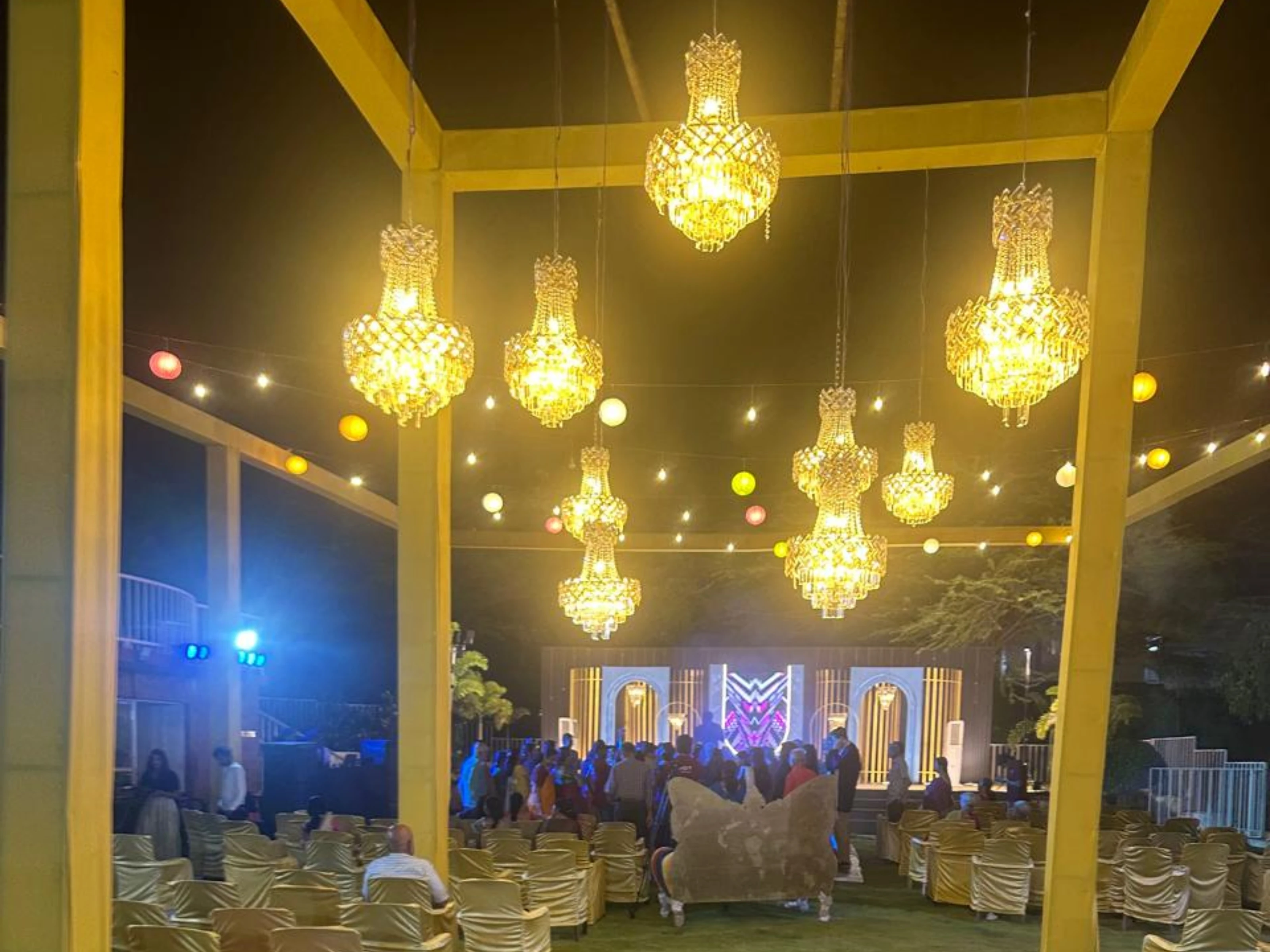 Lights Sound and Maalai