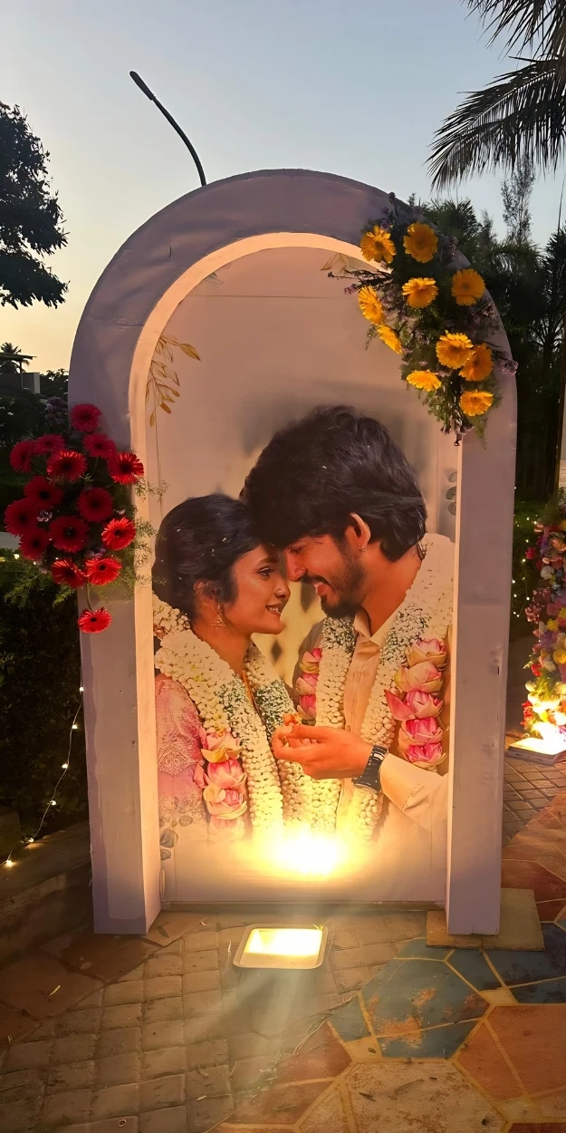 Floral arch decoration